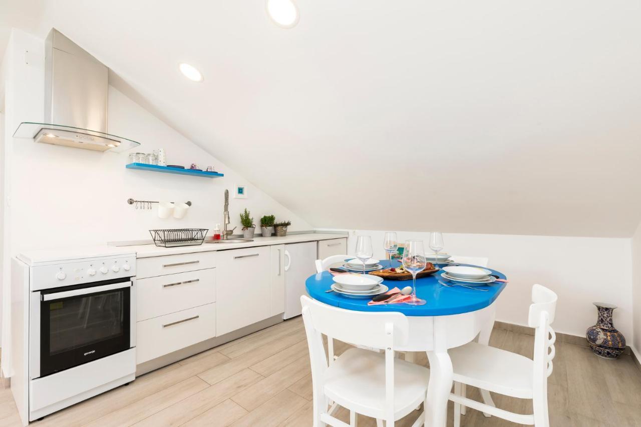 Casa Maria 2 Apartment Mali Losinj Luaran gambar
